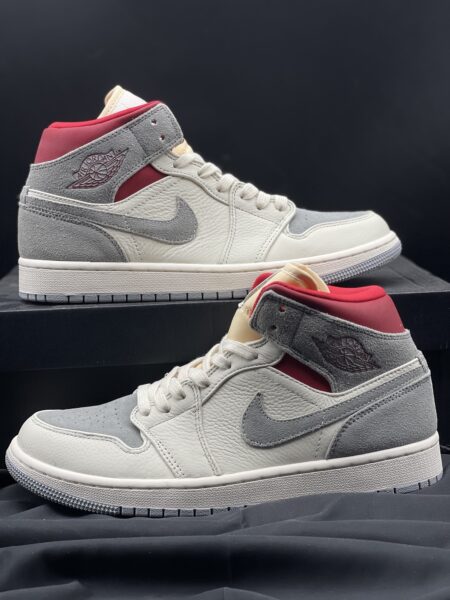 Air Jordan 1 Mid Sneakersnstuff 20th Anniversary- Size 8 N$1400