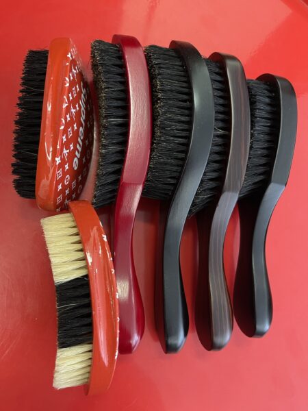 Assorted Wave brushes N$180/1