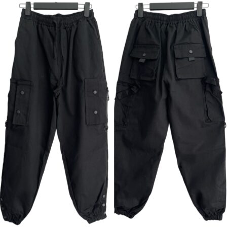 Utility Pants N$400/1 flexible size 1 fits from 29-31 1 fits from 30-32