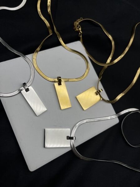 Engravable Rectangle Bar Necklace, blank N$200-N$220/1 engrave as from N$50 extra