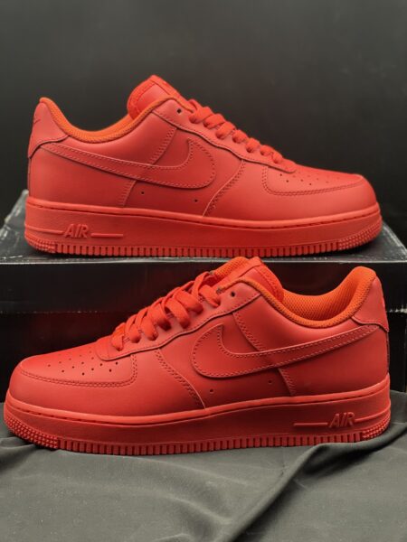 Air Force 1’07 Triple Red Size 7 N$1200